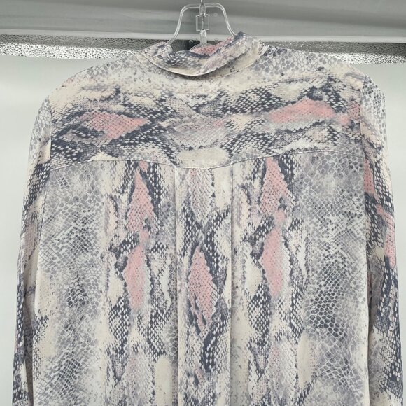 Fifteen Twenty Womens Snake Print Button Up Tunic Top Long Sleeve Medium Sheer - Picture 6 of 8